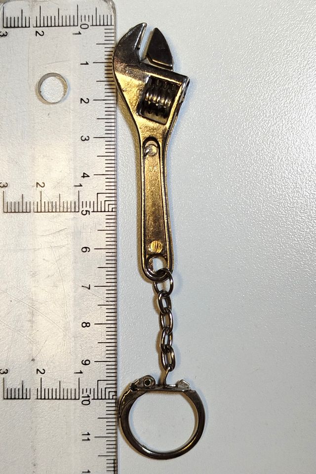 Llavero mini llave inglesa (vintage)