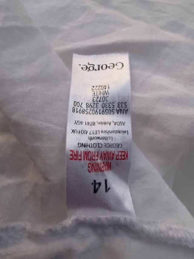 Abito in cotone 100% di alta qualità con ricamo inglese