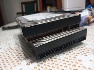 2 Discos Duros + RAM Corsair DDR2