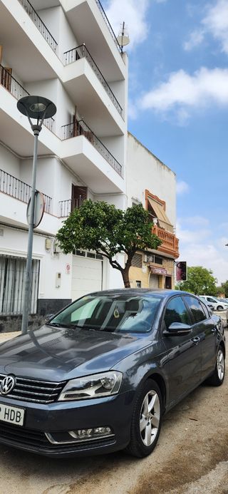 Volkswagen Passat 2011