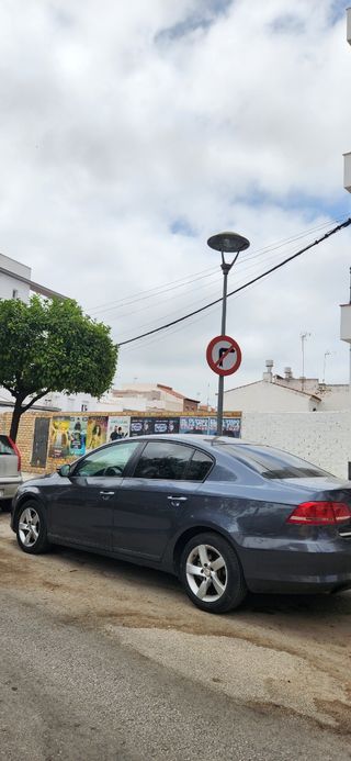Volkswagen Passat 2011