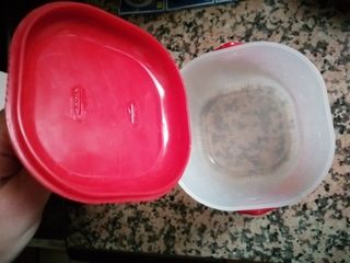 CUBITERA CON TAPADERA Y ASA EN PLASTICO RIGIDO