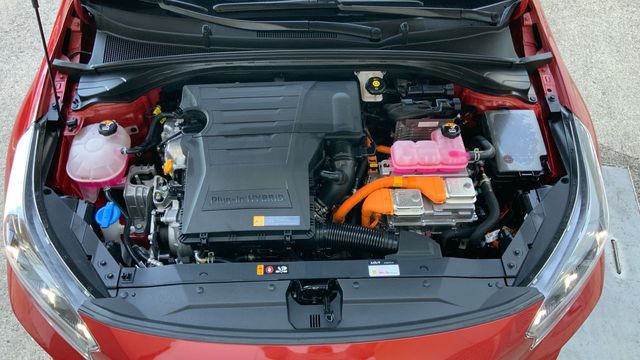 Kia XCeed 1.6 GDI PHEV ETECH 141 5P