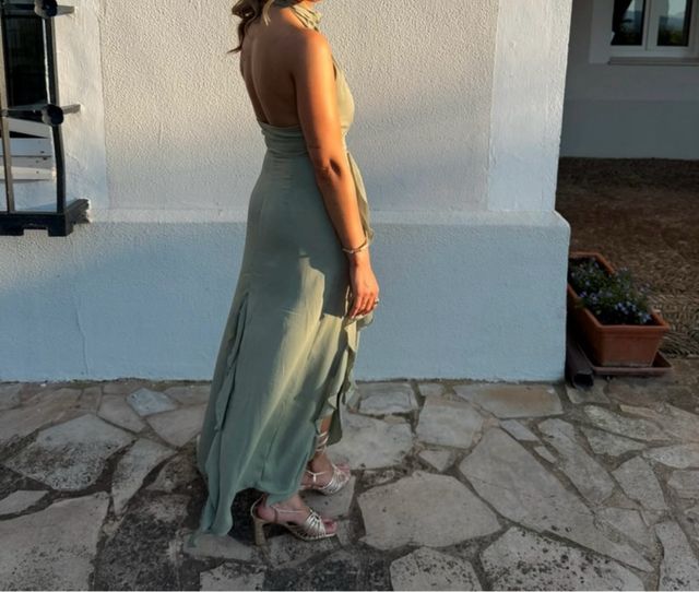 Vestido largo Zara verde oliva