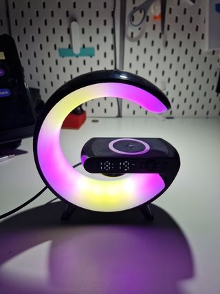 Lampara-Cargador inalámbrico con reloj