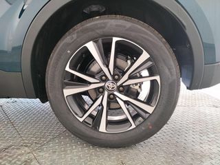 TOYOTA C-HR 2.0 PHEV HYBRID ADVANCE CVT 223 5PT