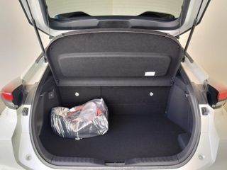 TOYOTA C-HR CH Toyota C-HR - NG24