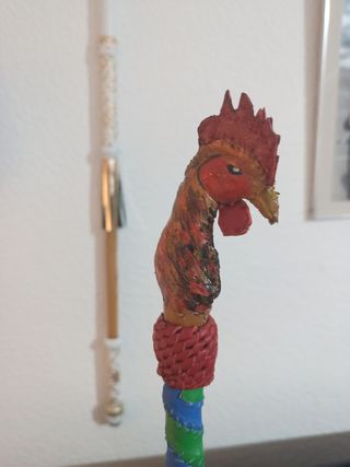 Bastón artesanal gallo