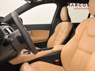 Volvo XC90 2.0 T8 AWD Ultimate Dark Recharge Auto