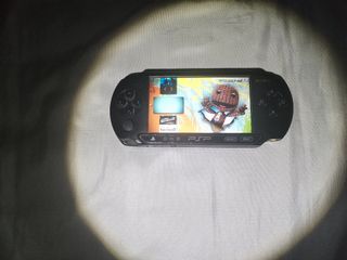 PSP Street negra - Crash of the Titans