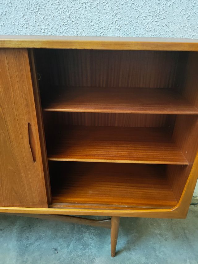 APARADOR AERTHOJ JENSEN & MOLHOLM MID CENTURY