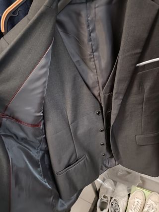 Completo Uomo Grigio Elegante