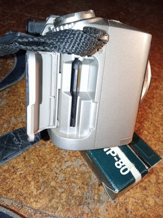 Fujifilm FinePix 4900 zoom