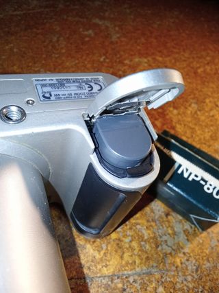 Fujifilm FinePix 4900 zoom