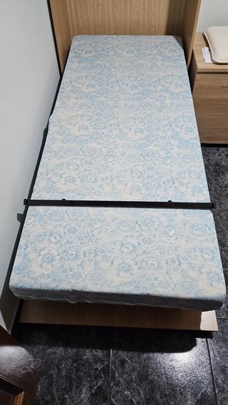 Cama Abatible Vertical de Madera