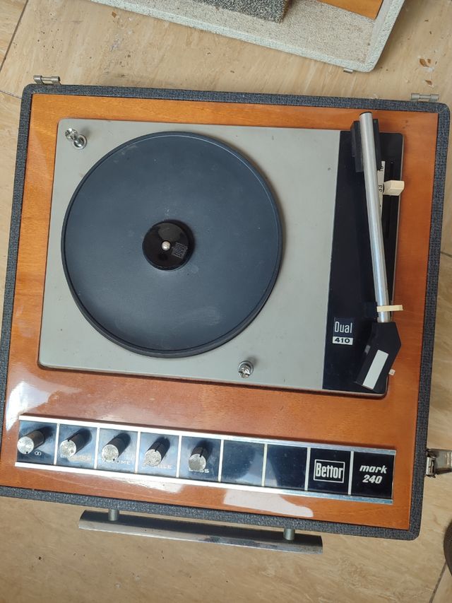 Tocadiscos Bettor Mark 240 Dual 410 de Segunda mano por 30 EUR en