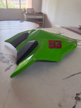 Kawasaki Ninja 650 KRT CON AKRAPOVIC HOMOLOGADO A2