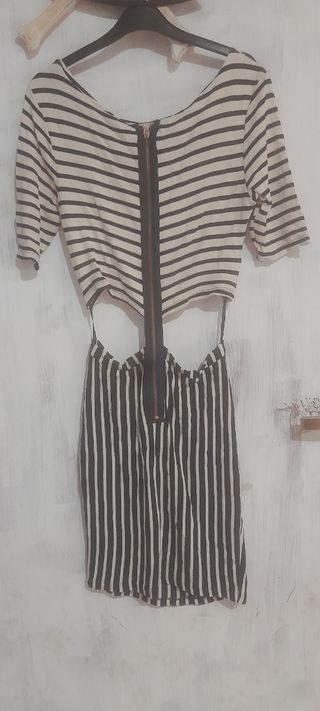 Vestitino bianco e nero a righe