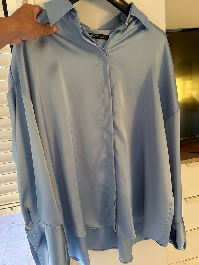 Blusa Zara azul celeste XL
