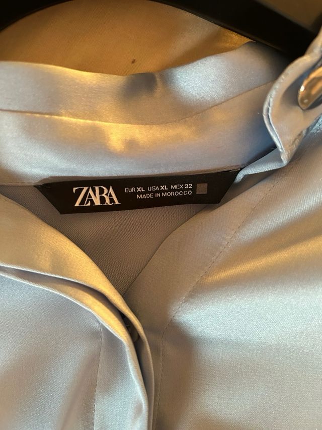 Blusa Zara azul celeste XL