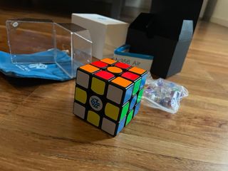 GAN 356 Air UM cubo nero