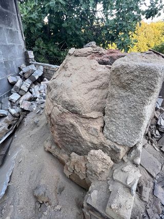 Antico forno in pietra