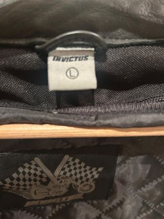 Chaqueta moto cuero Invictus