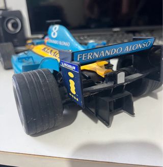 Coche RC de F1 Fernando Alonso Renault R24