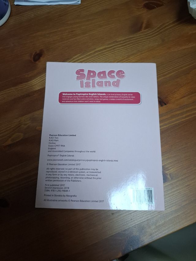 Poptropica English Islands Level 3 My Language ...