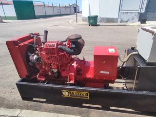 Grupo electrógeno 85kVA 
