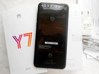 Huawei Y7