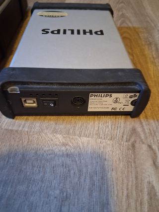 1 memoria externas y 1 grabadora de cd LG y Philip