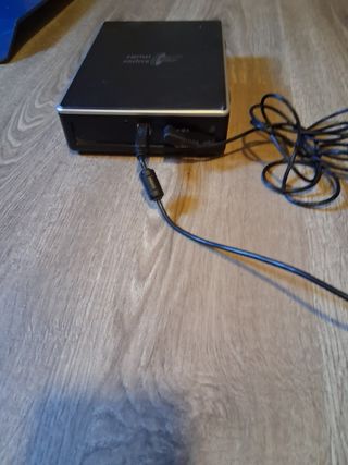 1 memoria externas y 1 grabadora de cd LG y Philip