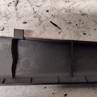 EMBELLECEDOR VOLKSWAGEN GOLF V 2004