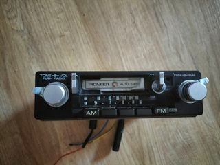 Radio antigua Pioneer KP 5501