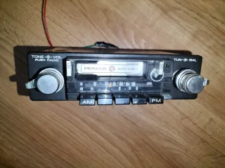 Radio antigua Pioneer KP 5501