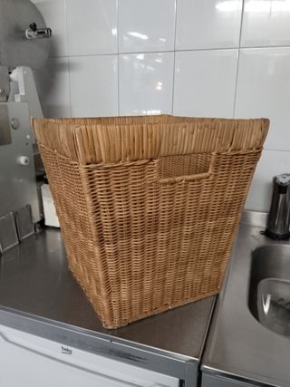 Cesto mimbre beige

