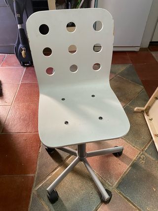 Silla escritorio infantil blanca y gris