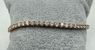 Pulsera de oro de 18 kt con diamantes 4.00 ct