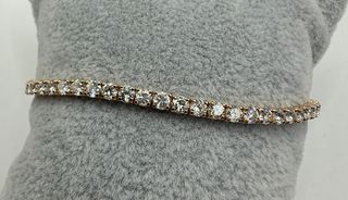 Pulsera de oro de 18 kt con diamantes 4.00 ct