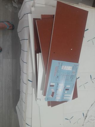 2 Estanterías  blanca por 30 euros