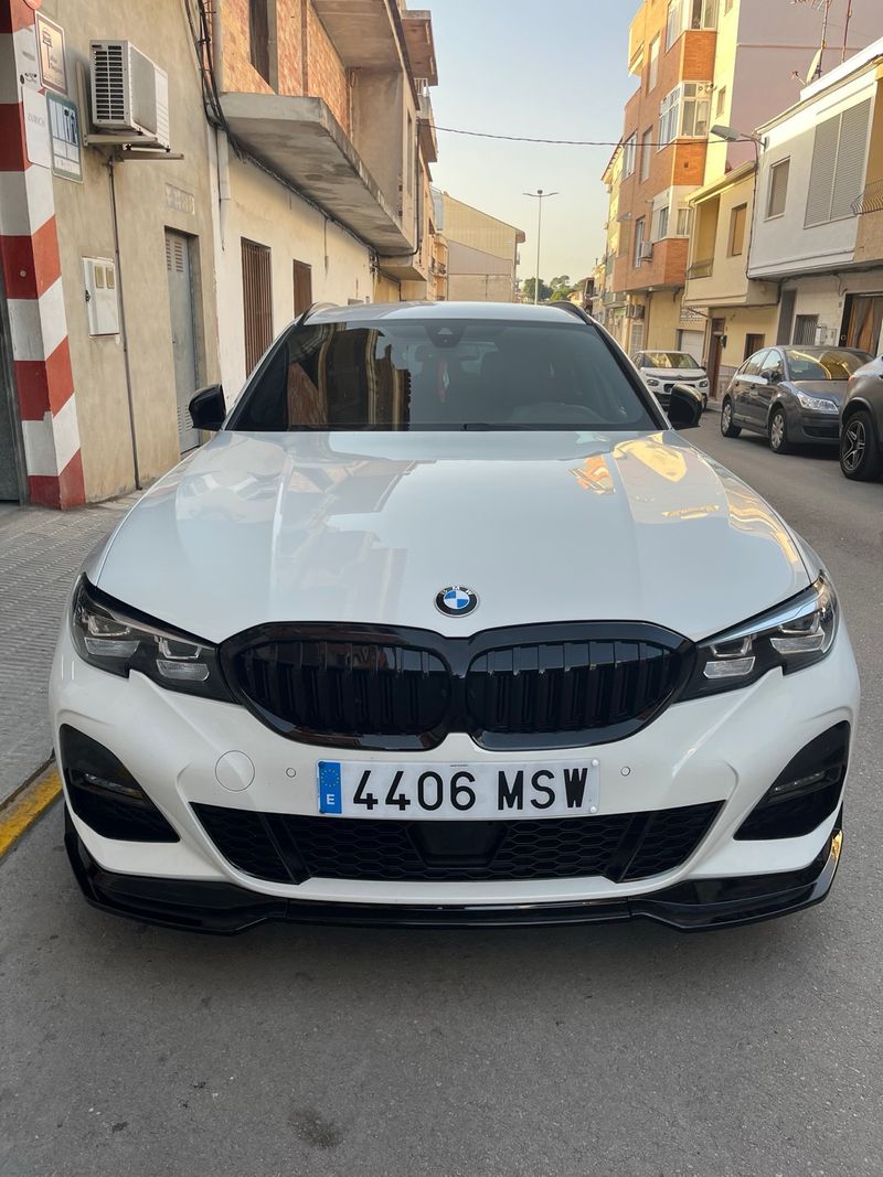 BMW Serie 3 2020 - foto 1