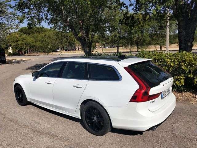 VOLVO V90 D4 AUT. 190CV LIBRO OFICIAL REVISIONES 
