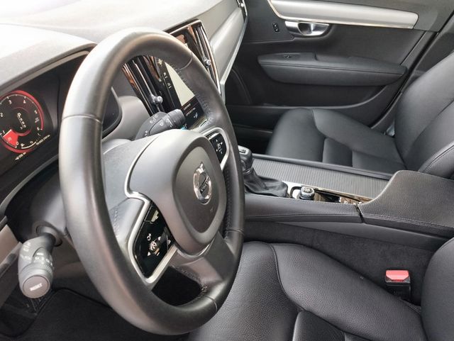 VOLVO V90 D4 AUT. 190CV LIBRO OFICIAL REVISIONES 