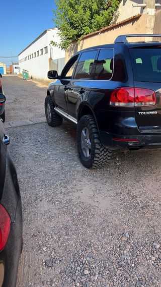 Volkswagen Touareg v10