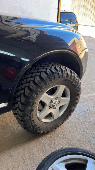 Volkswagen Touareg v10