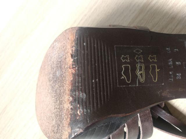 Sandalias Gloria Ortiz Marrón