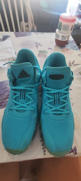 Zapatillas Adidas baloncesto turquesa