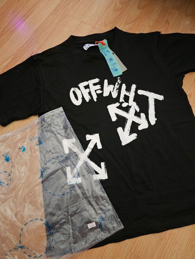 Camiseta Off-White negra