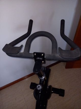 Bicicleta estática fitness